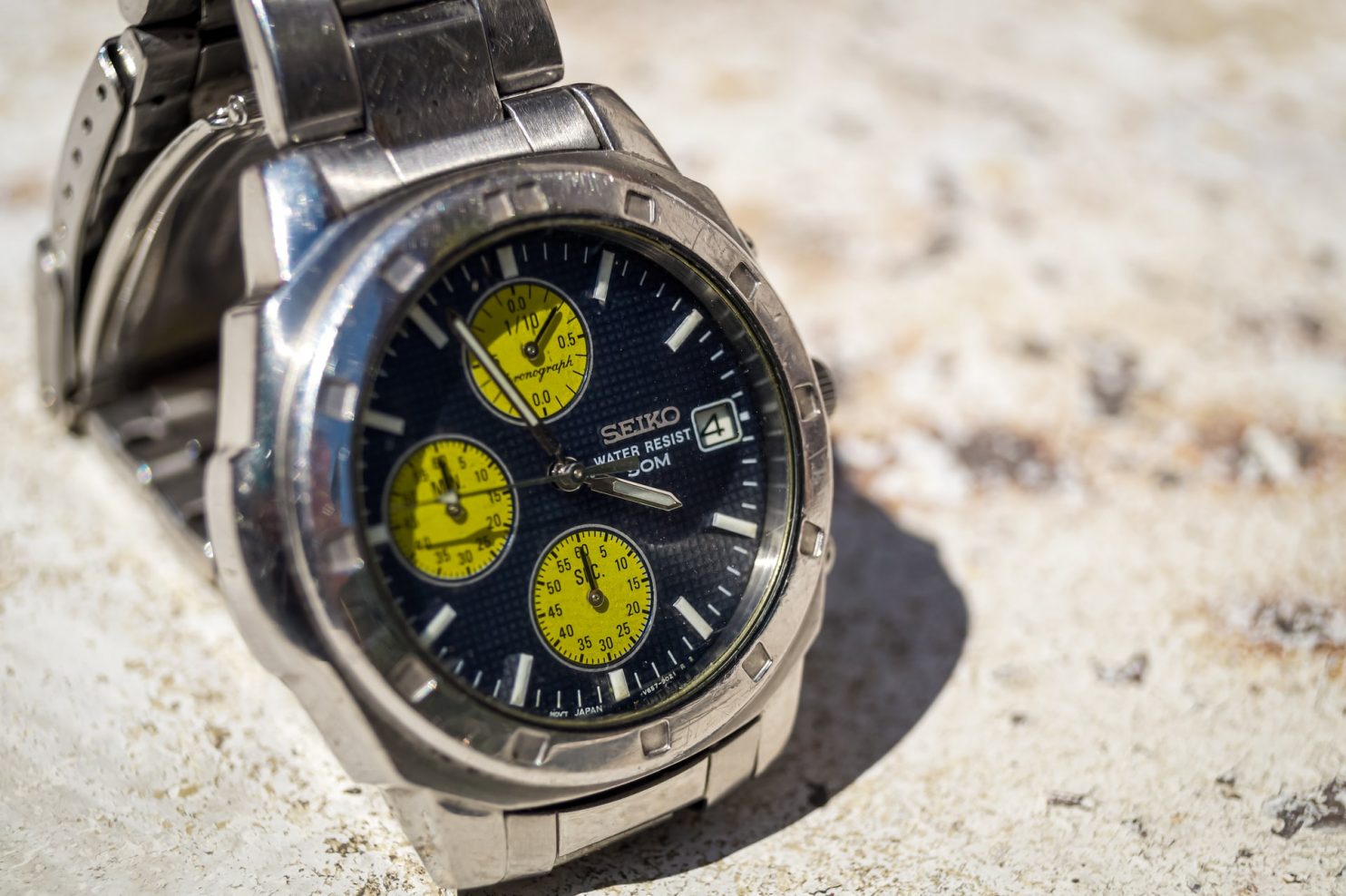 Bring a Seiko Solar Watch to an Underwater Dive? - Crystaltimes USA